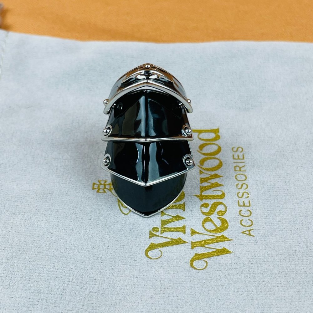 New Vivienne Westwood ARMOUR RING Black